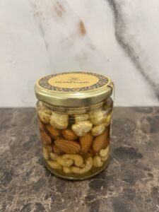 Мед асорті з фундуком, мигдалем та кеш’ю